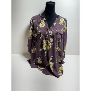 Torrid Harper Women’s Blouse Sz 2 Purple Floral 3/4 Roll Tab Sleeve V Neck